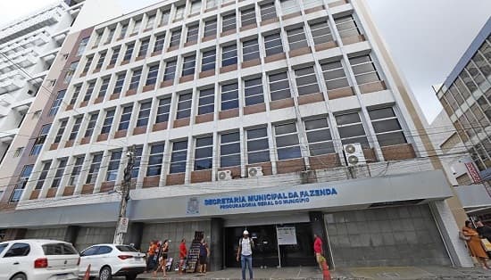 Tela de computador exibindo formulário de cadastro de CNPJ com campos alfanuméricos