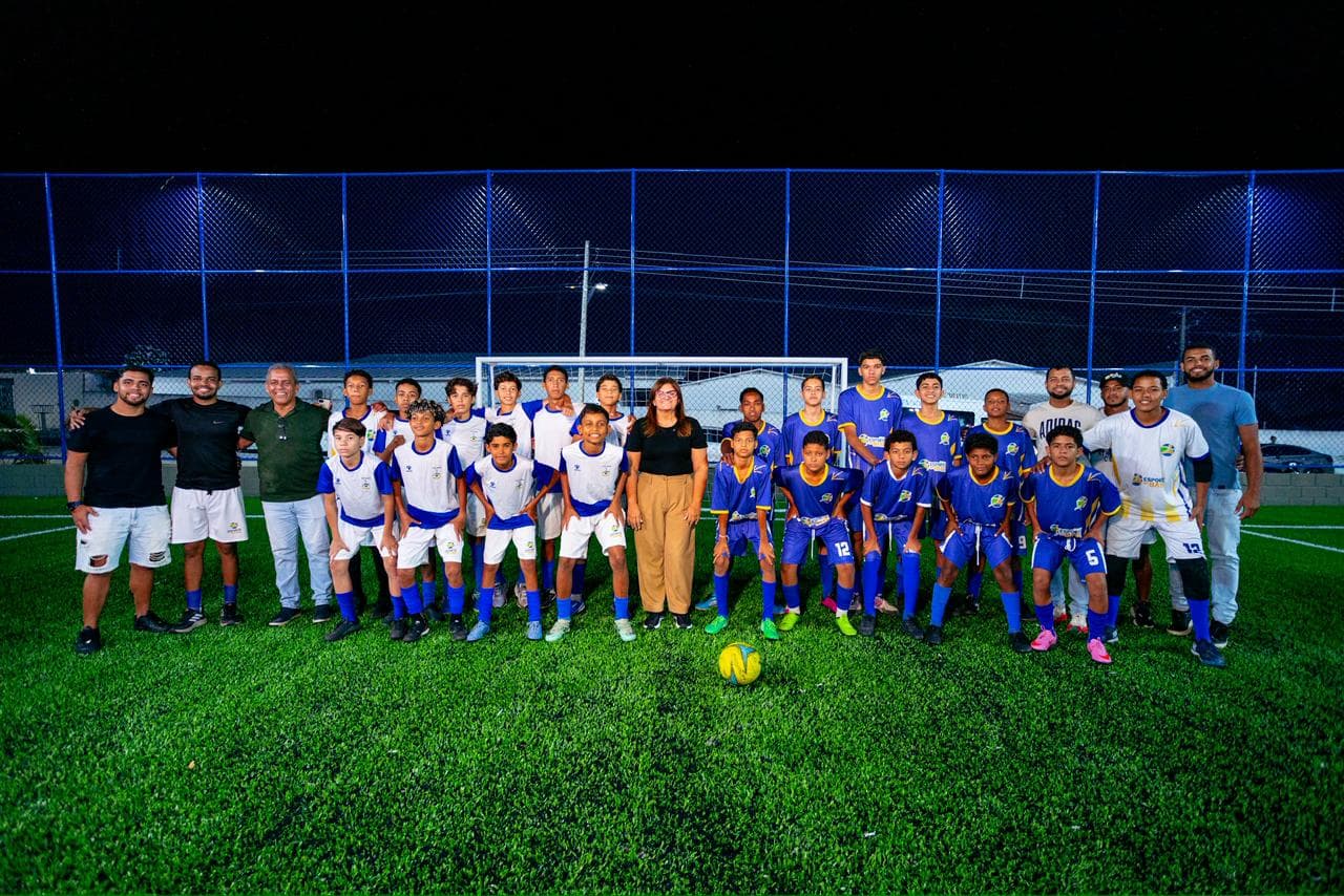 Centro Esportivo Comunitário do bairro Área Verde em Delmiro Gouveia, Alagoas