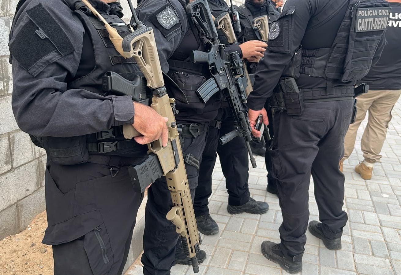 Viaturas da Polícia Civil da Bahia em operação no interior do estado