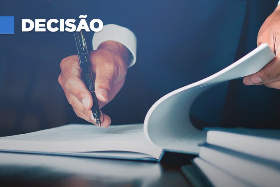 Policiais durante operação de combate ao tráfico de drogas no sertão de Alagoas