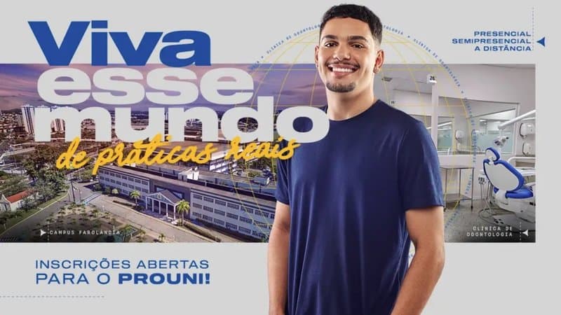 Estudante acessando portal do Prouni em computador para se inscrever em bolsa de faculdade