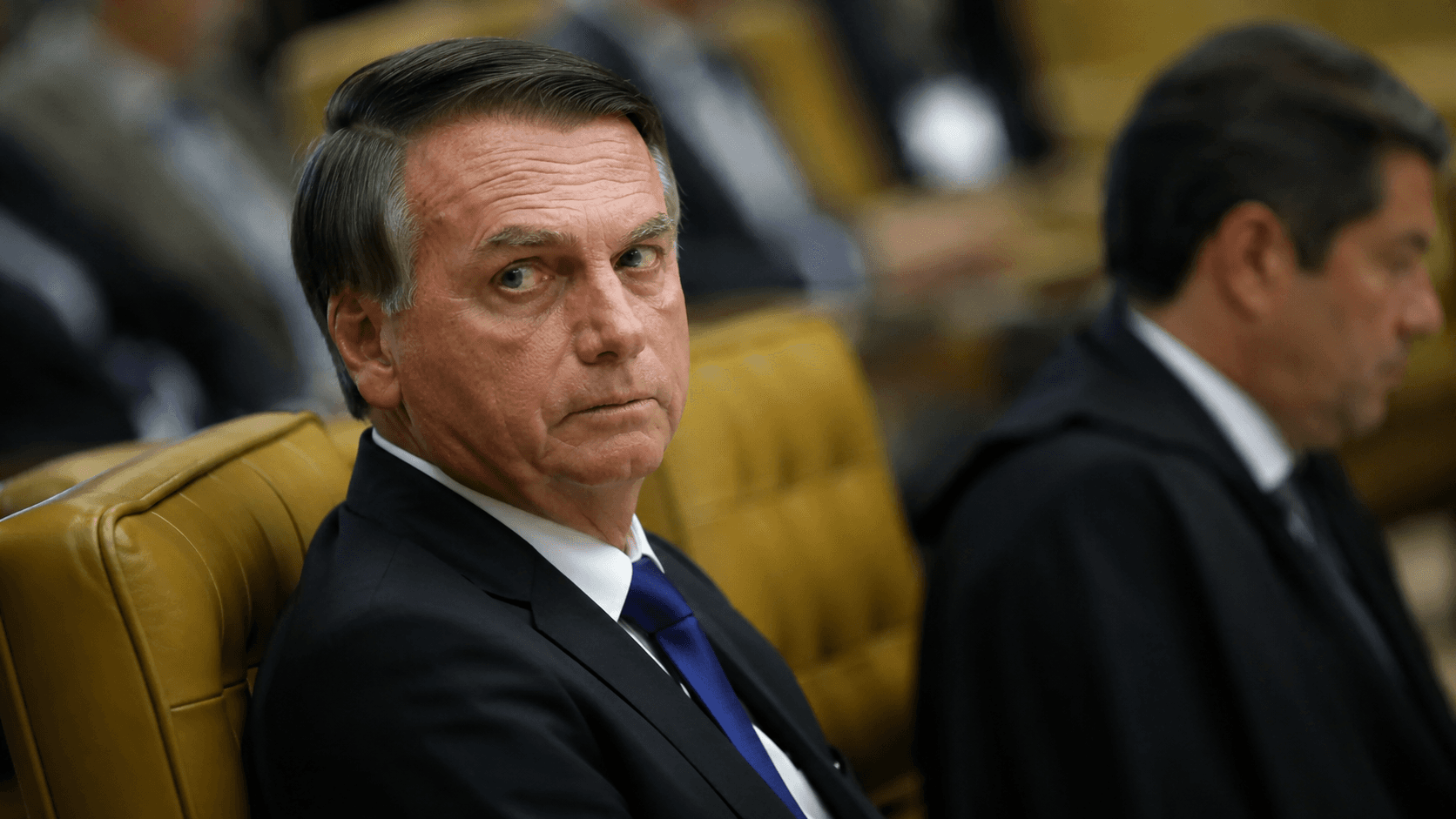 Revisão criminal de Bolsonaro deve ficar parada no STF até a eleição