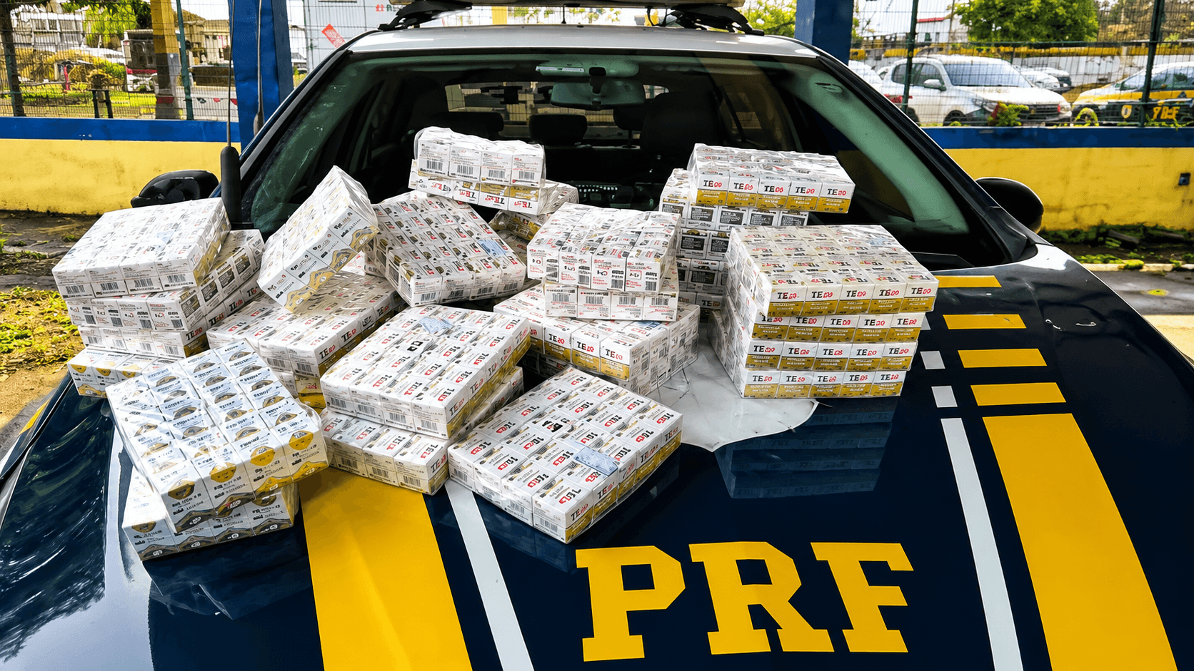 Bahia: PRF apreende quase 2,8 mil ampolas de emagrecedor em carga de farinha