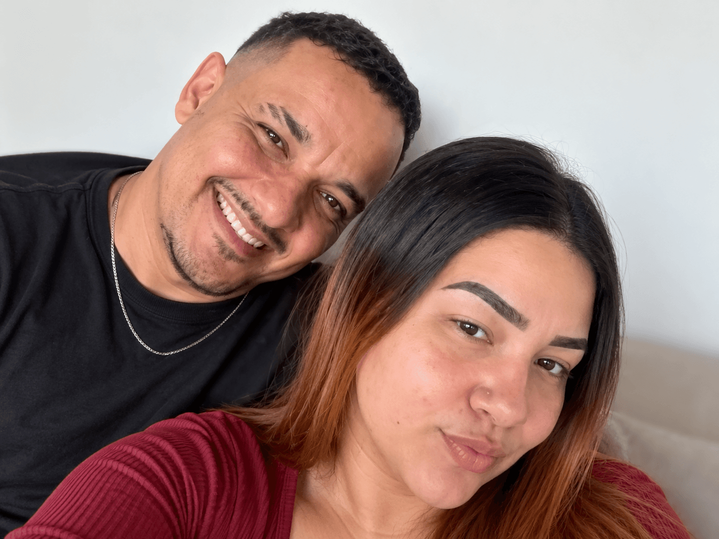 Petrolina: mulher e homem são mortos a tiros dentro de residência