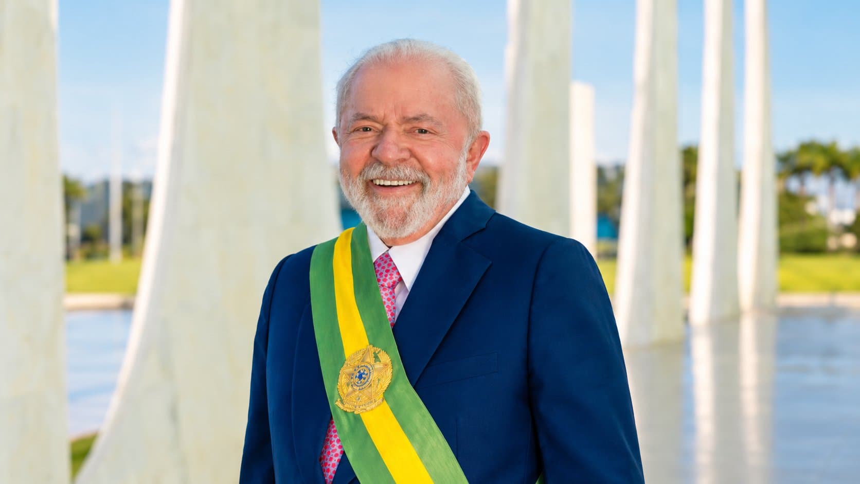 Imagem de arquivo editada com IA.