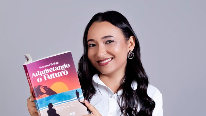 Livro Arquitetando o Futuro, primeiro romance da jornalista sergipana Monyque Evelyn