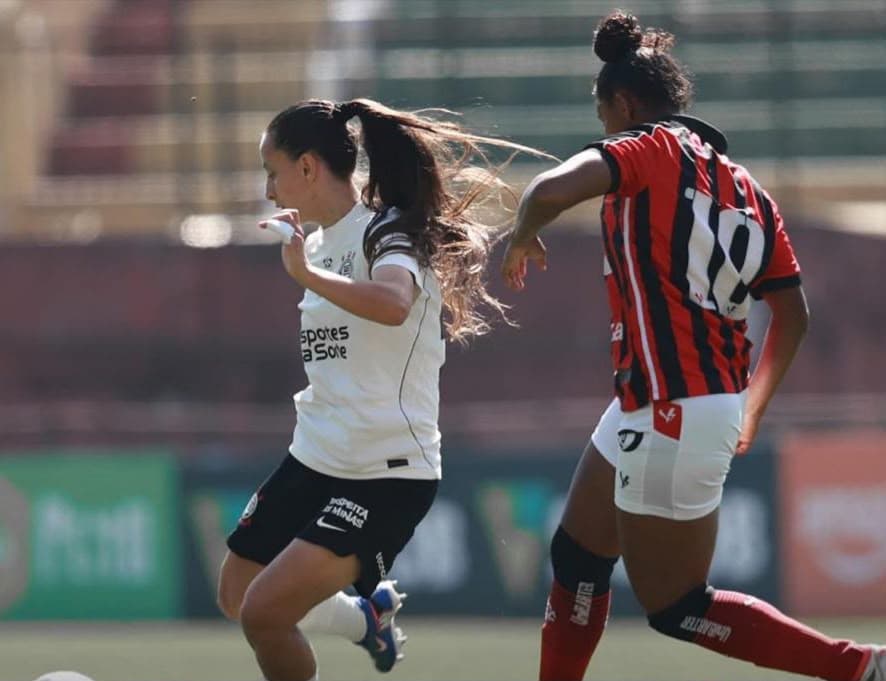 Jogadoras do Vitória em campo durante o Brasileirão Feminino 2026