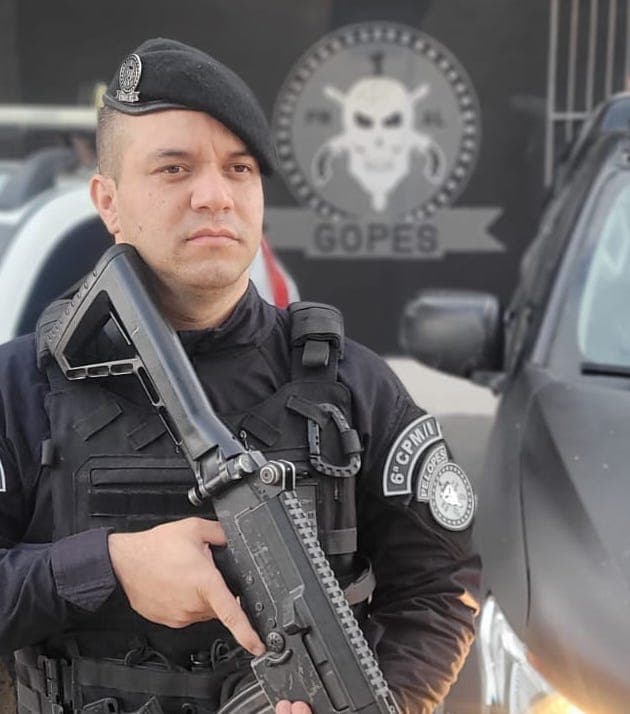 Viatura da Polícia Militar de Alagoas em área urbana do Sertão alagoano