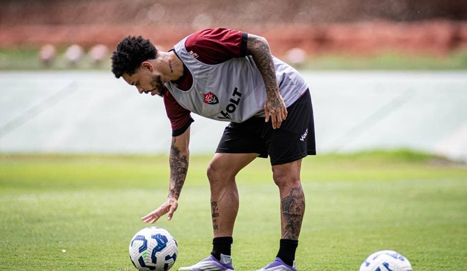 Jogadores do Vitória treinando no CT Manoel Pontes Tanajura durante a intertemporada