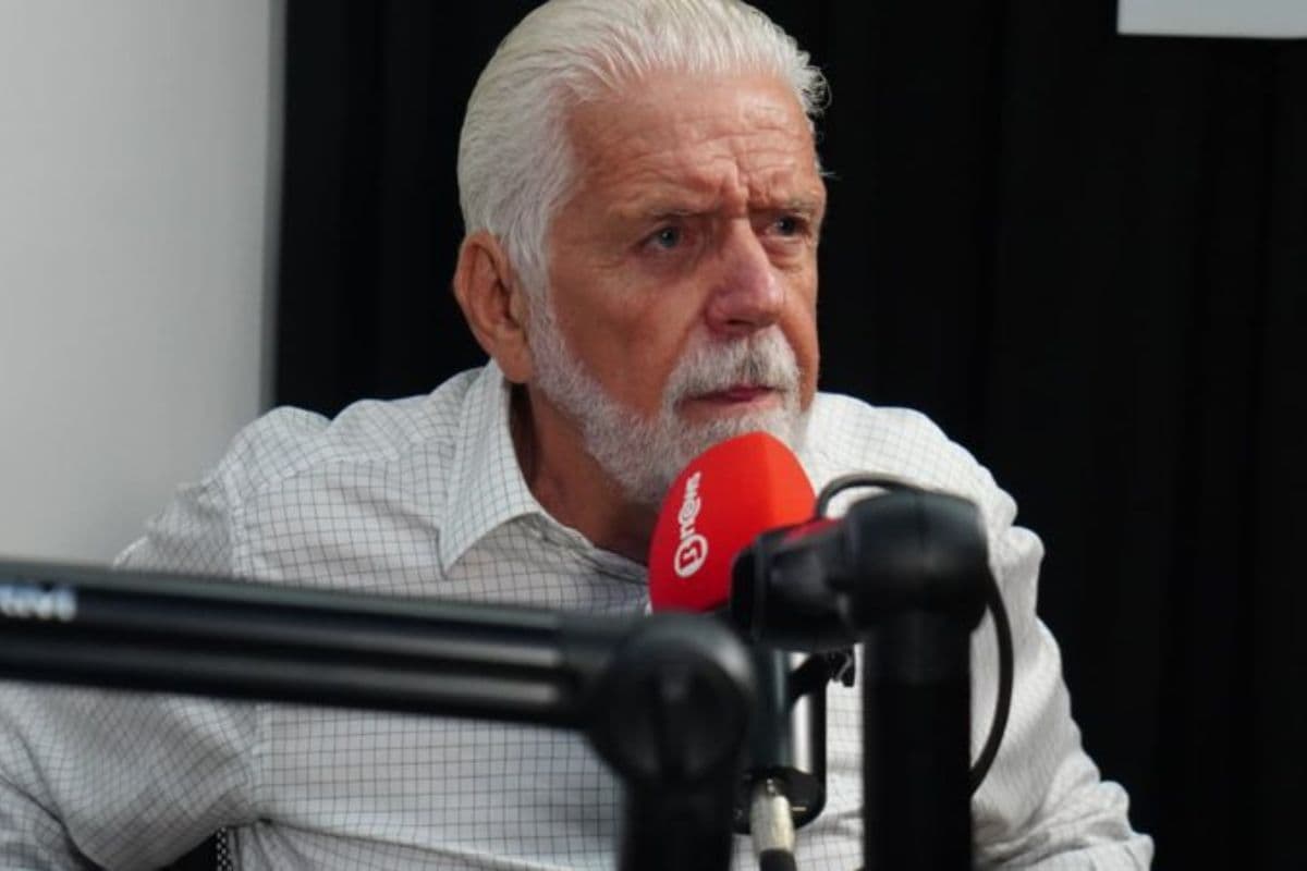 Senador Jaques Wagner (PT-BA) durante sessão no Senado Federal
