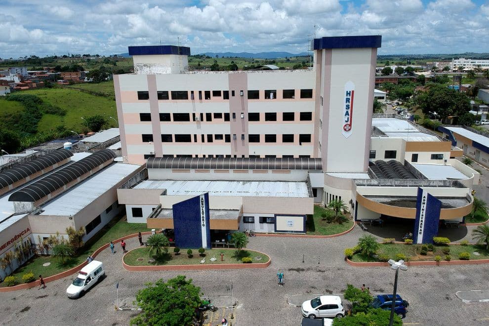Fachada do Hospital Regional de Santo Antônio de Jesus (HRSAJ)