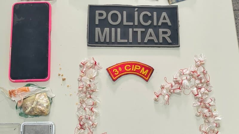 Policiais militares em operação de combate ao tráfico de drogas no interior de Sergipe