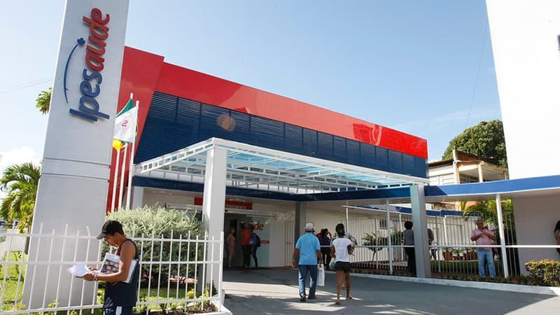 Nova sede do Ipesaúde em Lagarto no CentroSul Shopping, com recepção ampla e consultórios modernos