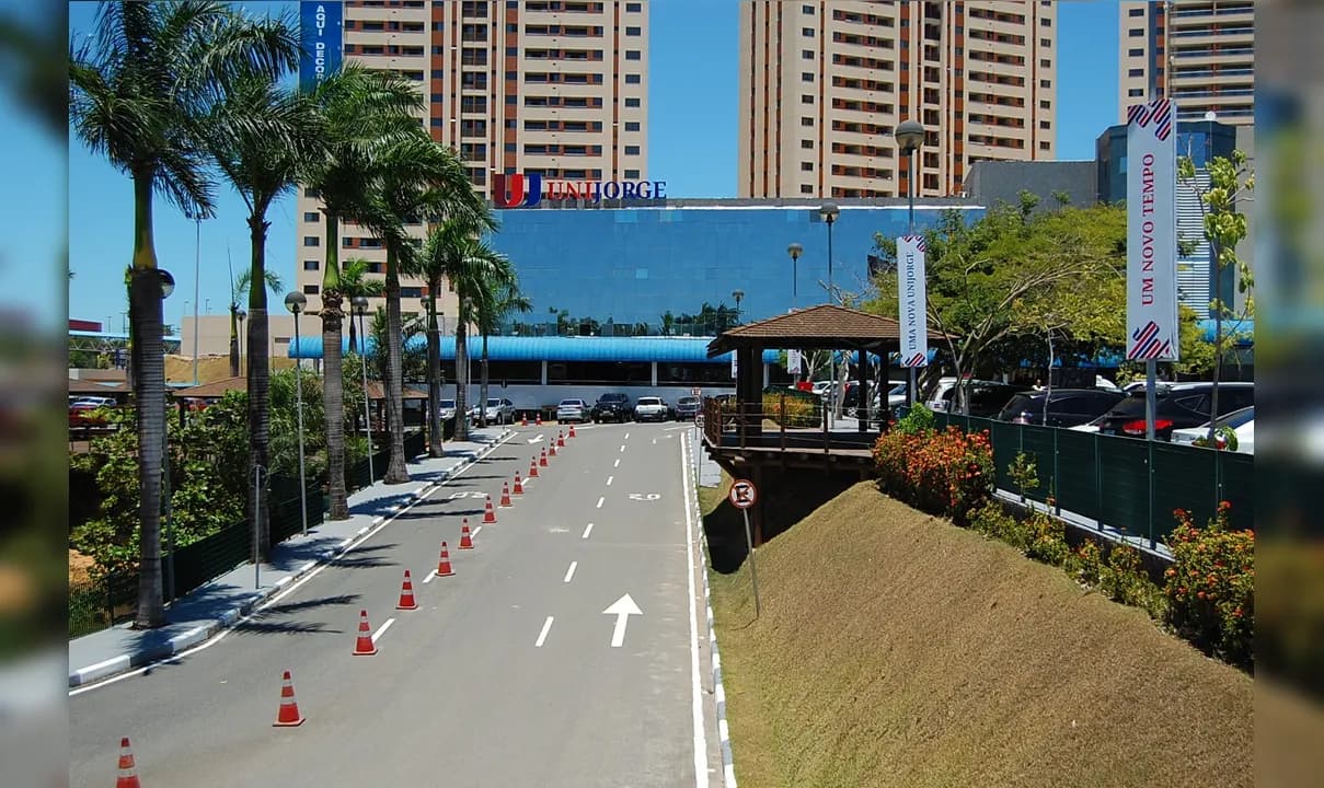 Mutirão de saúde e cidadania oferece serviços gratuitos em Salvador.