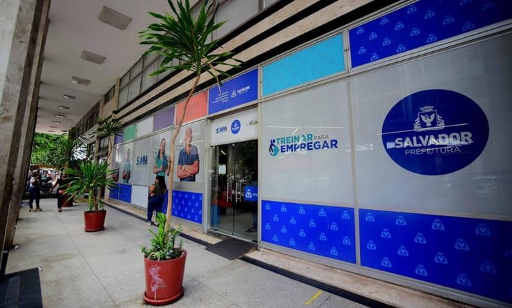 Painel de vagas de emprego do Simm em Salvador