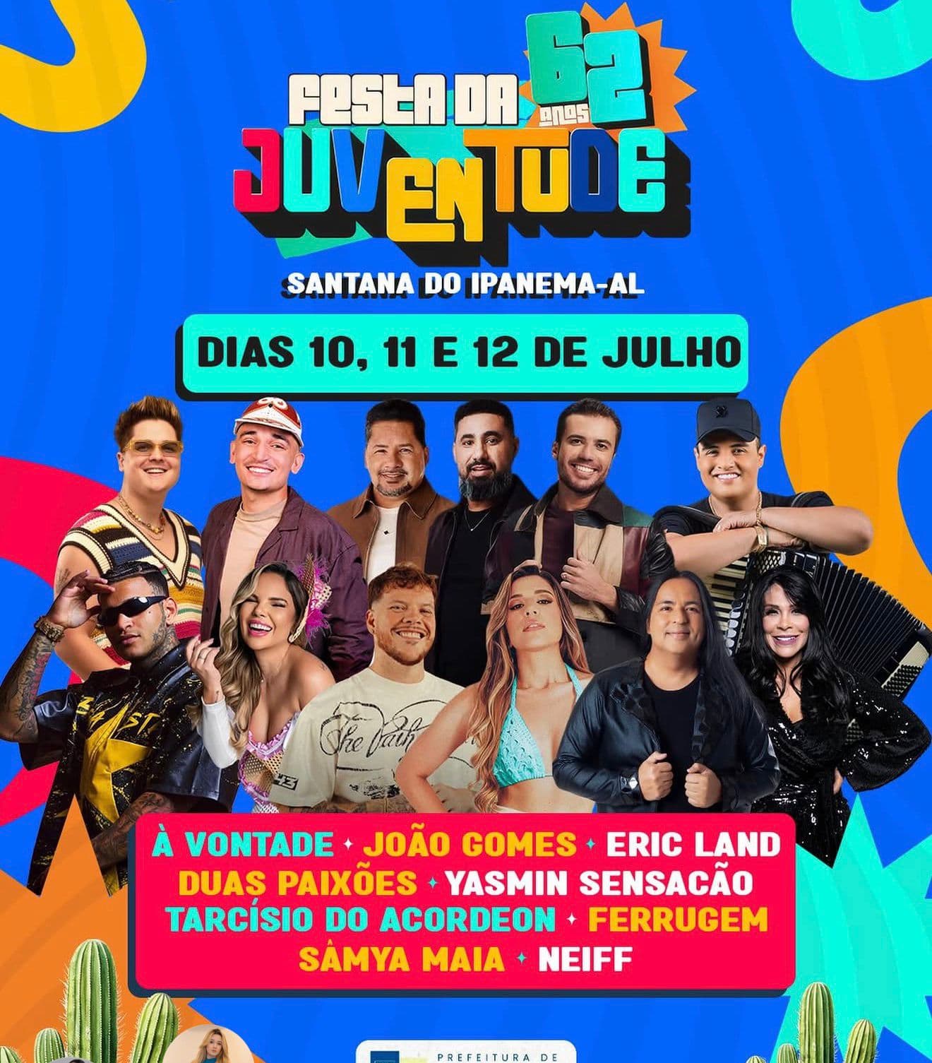 Palco da Festa da Juventude de Santana do Ipanema com público durante show noturno