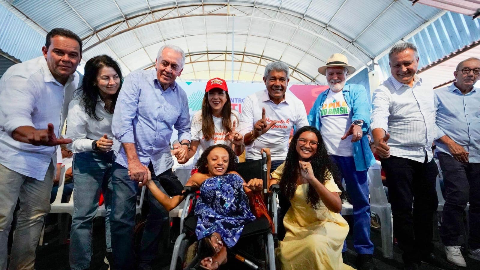 Governador Jerônimo Rodrigues discursa em plenária do PGP 2026 em Itaberaba sobre políticas para autismo e deficiência