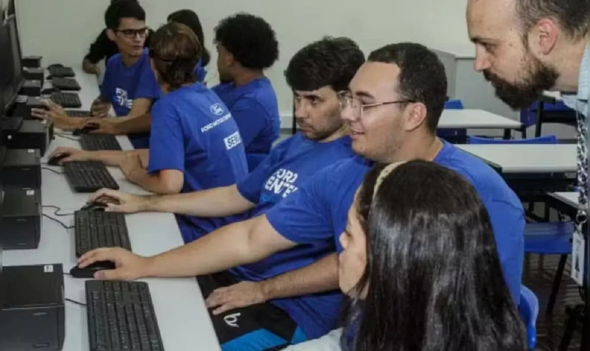A Ford anunciou um programa gratuito de formação profissional com 160 novas vagas – 80 na Bahia e 80 em São Paulo.