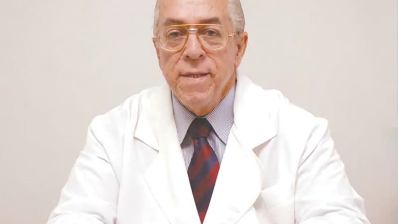 Dr. Milton Hênio, pediatra alagoano de 88 anos, internado após cirurgia por hemorragia cerebral