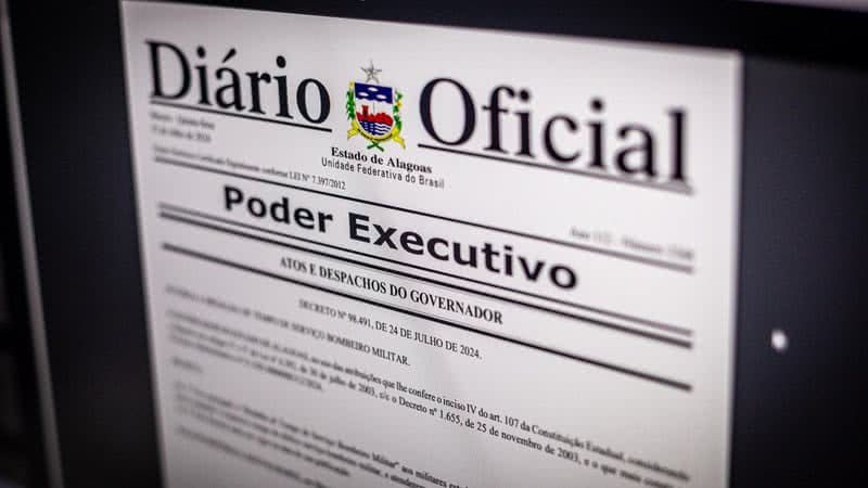 Candidatos em fila para concurso público em Alagoas