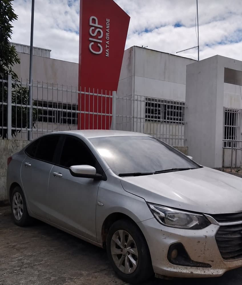 Viatura da Guarda Municipal de Mata Grande durante patrulhamento na rodovia AL-140, em Alagoas