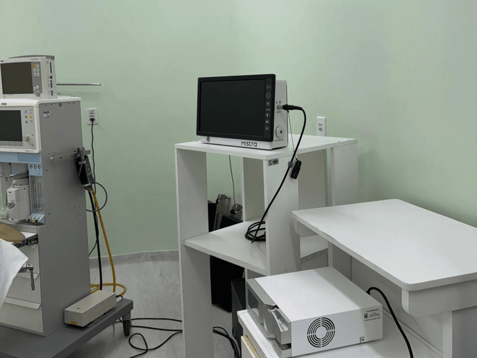 Sistema de videoendoscopia Mistra OMNI para histeroscopia utilizado pelo CEPARH na Bahia