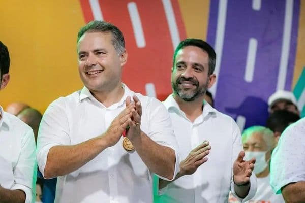 Governador Paulo Dantas em agenda política no interior de Alagoas