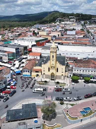 Viatura da ROCAM em patrulhamento noturno em área urbana do Sertão de Alagoas