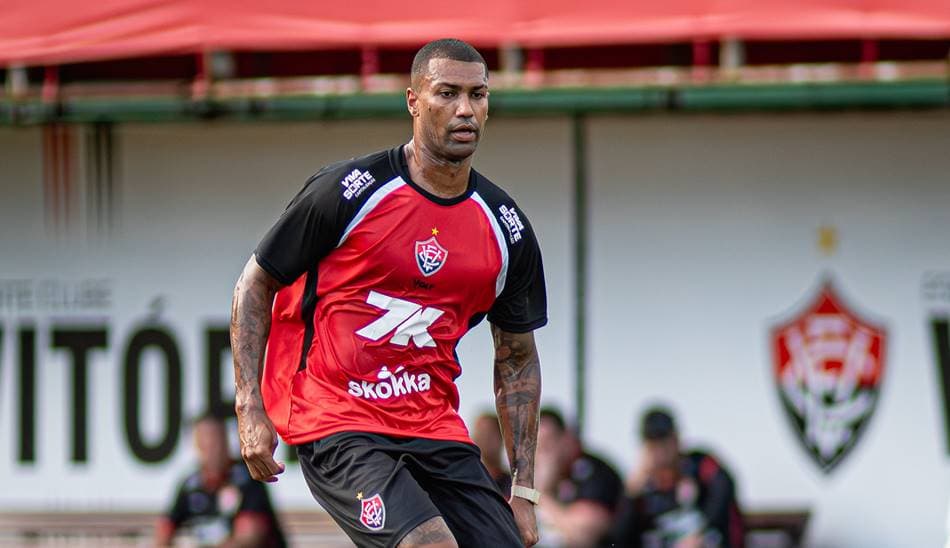 Jogadores do Esporte Clube Vitória durante treino antes do confronto contra o Botafogo pelo Brasileirão 2026