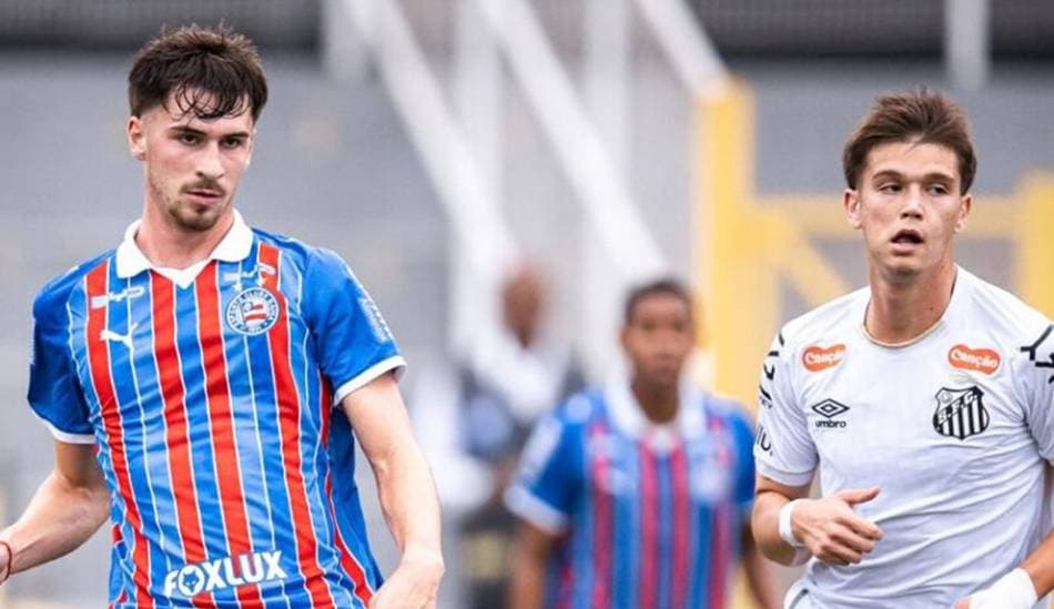 Jogadores do Bahia sub-20 comemoram gol contra o Santos no CT Rei Pelé