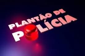 Viatura da Polícia Militar da Bahia estacionada em via pública durante ocorrência