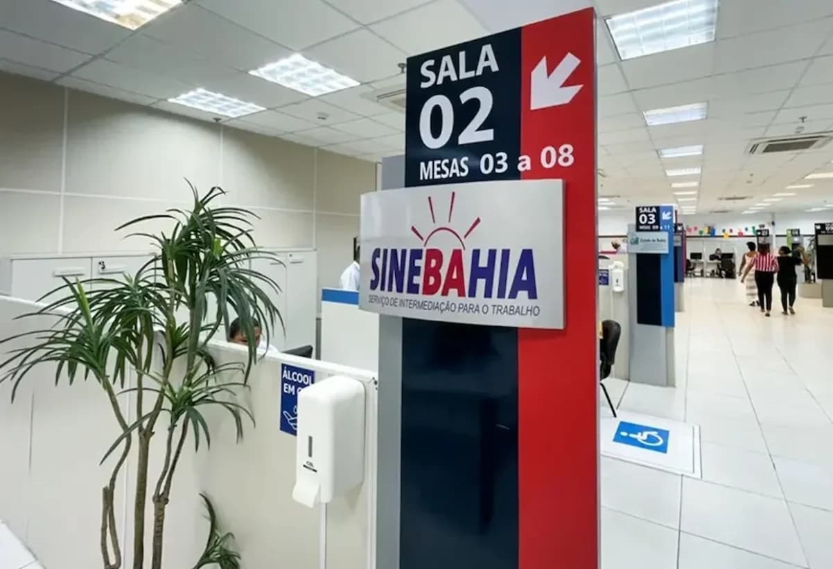 Fachada de unidade do SineBahia no interior da Bahia