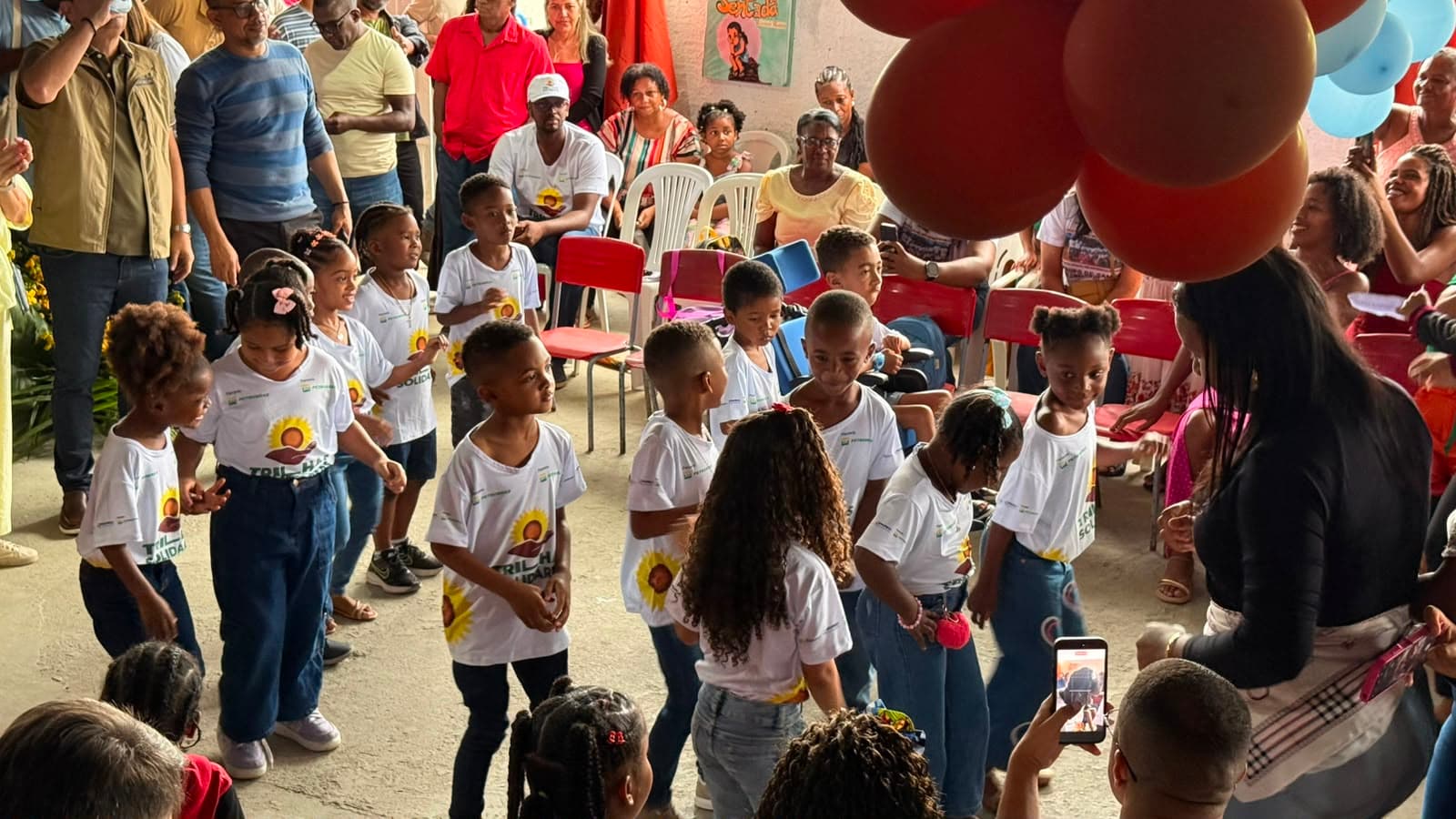 Cerimônia de entrega da Escola Municipal Quilombola Professor João Anastácio, no Cangula, em Alagoinhas (BA)