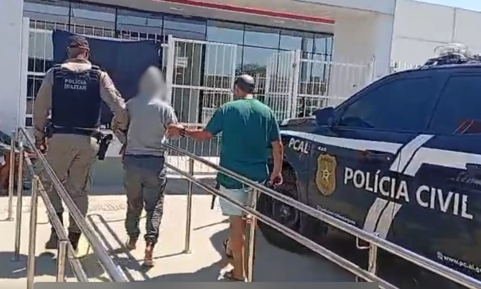 Viatura da Polícia Militar de Alagoas em área rural do Alto Sertão