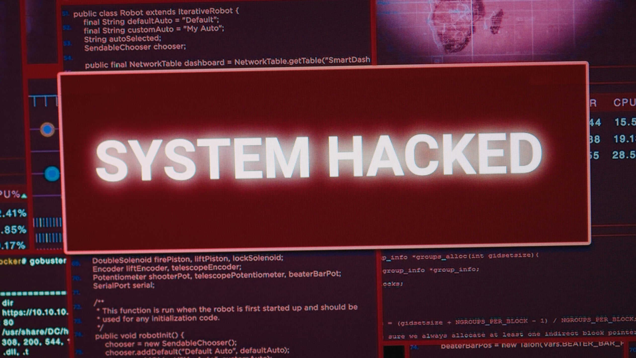 A Inteligência Artificial atua como uma barreira essencial contra as crescentes ameaças digitais, transformando a proteção de sistemas e dados em um ambiente digital cada vez mais vulnerável (Imagem: DC Studio / Shutterstock.com)