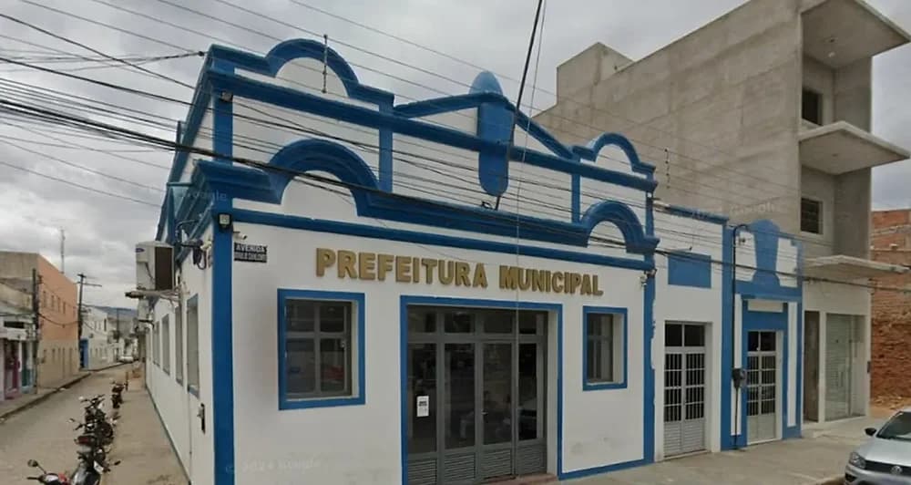 Fachada da Prefeitura Municipal de Pão de Açúcar, em Alagoas