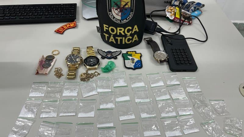 Viatura da Polícia Militar de Sergipe em patrulhamento noturno na Zona Norte de Aracaju