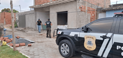 Ação da Polícia Civil cumpriu mandados em três estados e bloqueou R$ 456 mil em veículos e contas.