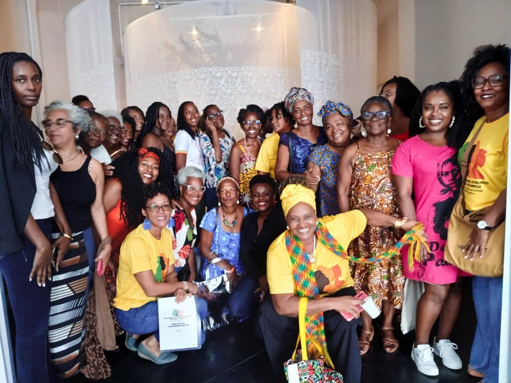 Mulheres negras e quilombolas reunidas no EIMNUQ em Salvador, Bahia