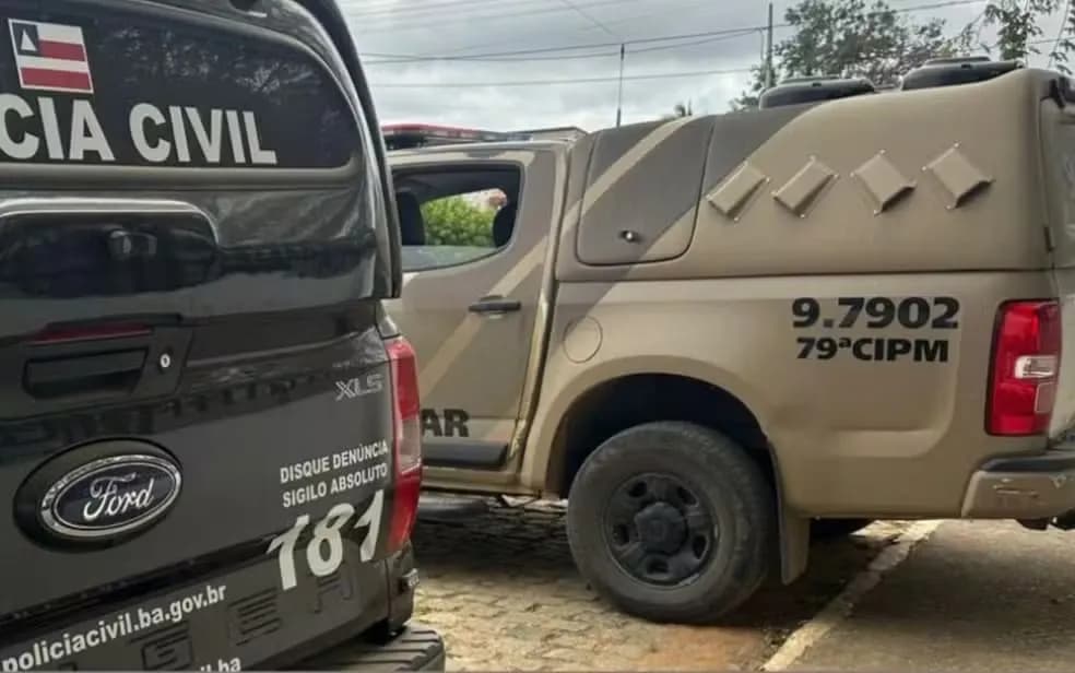 Viatura da Polícia Militar da Bahia em área urbana
