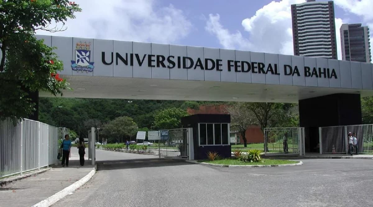 Fachada da Faculdade de Odontologia da UFBA em Salvador