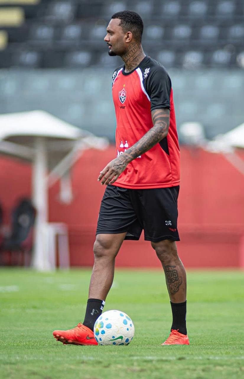 Foto: Reprodução / Esporte Clube Vitória. Autoria original não informada na fonte.