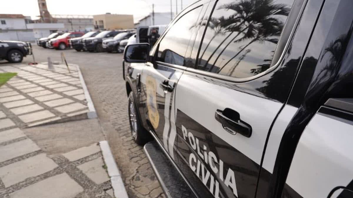 Celulares apreendidos em operação policial contra receptação no Brasil