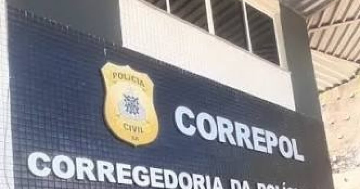 Caminhonete Toyota Hilux prata apreendida pela Polícia Civil em Vitória da Conquista