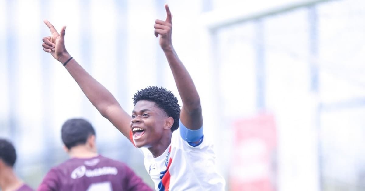 Jogadores do sub-15 do Bahia comemoram classificação às quartas da Copa 2 de Julho