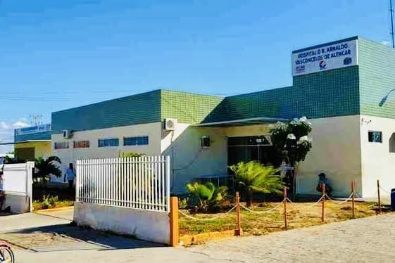 Entrada de hospital municipal no Sertão de Pernambuco
