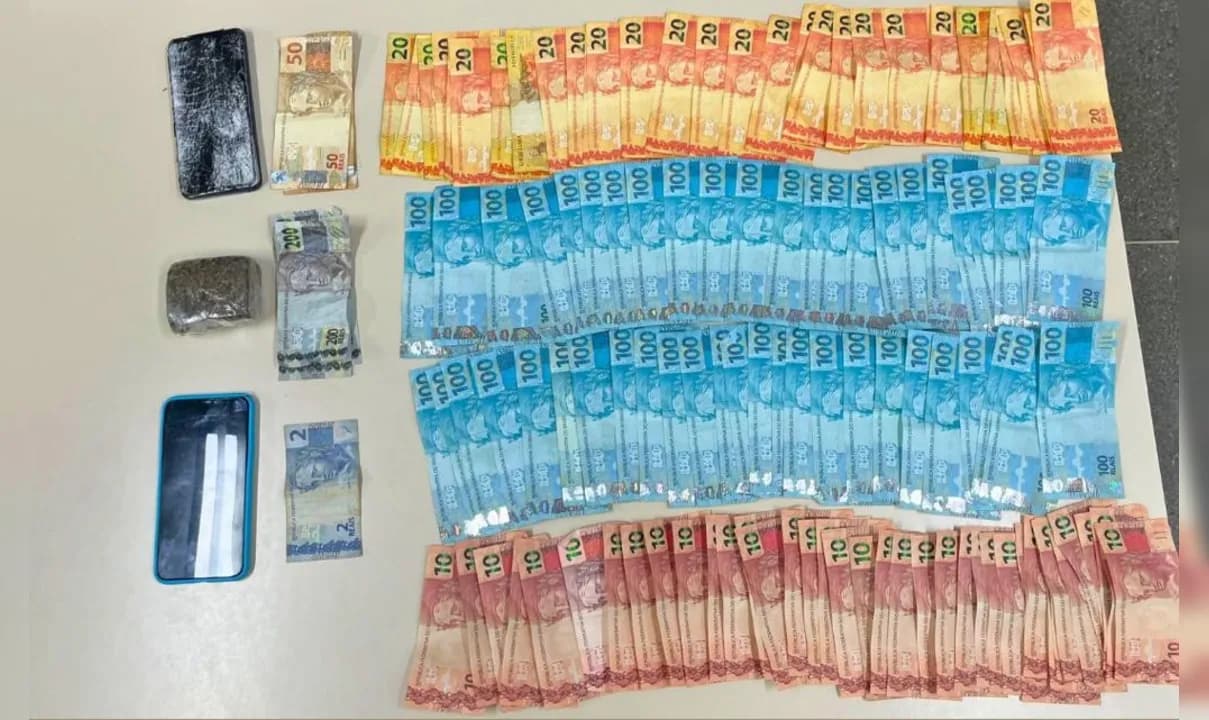 Suspeito estava usando notas falsas em festa de virada do ano.