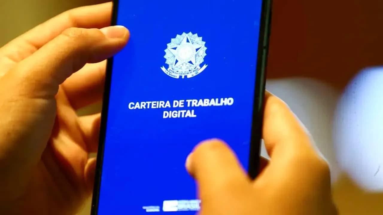 Trabalhador é atendido em unidade do SineBahia