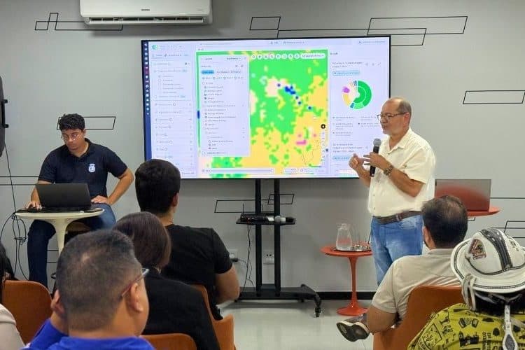 Apresentação da plataforma Panorama Municipal no auditório do Sebrae em Paulo Afonso