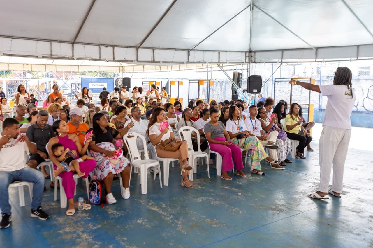 Empreendedores negros participam de feira da Caravana MOVAÊ em Salvador